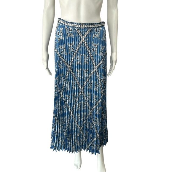 NWT $325 Sandro Blue/White Leianne Pleated Skirt Size 40/US 8 - Picture 3 of 11